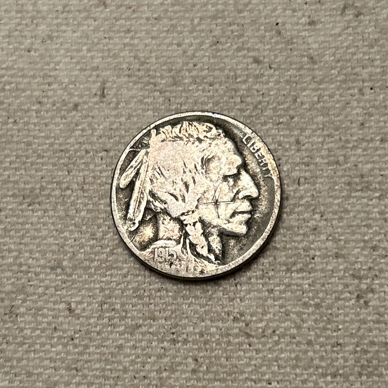 1915-D Buffalo Nickel Very Fine VF Coin, Scratched #RI21