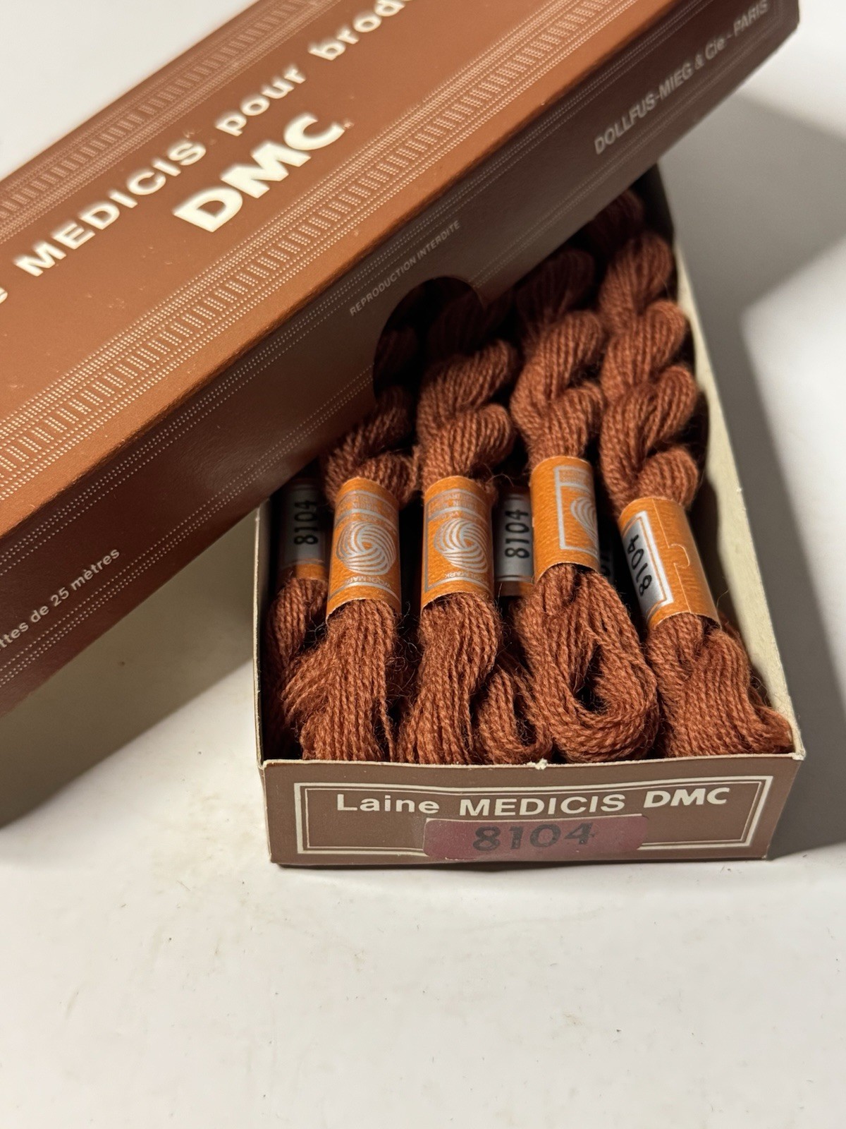 Vintage DMC Embroidery Floss 100% Wool Laine Medicis NOS 10 Skeins Brown 8104