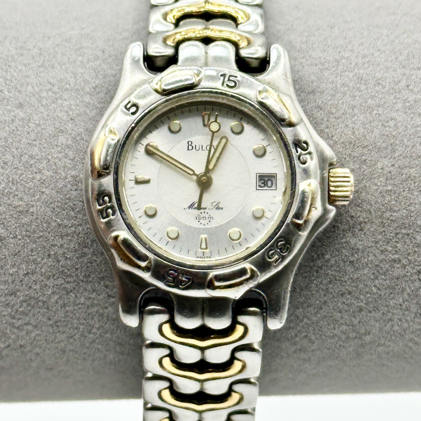 Vintage Bulova Marine Star Watch Silver Gold Tone Quartz Needs Battery READ Vintage Bulova Marine Star Watch Silver Gold Tone Quartz Needs Battery READ