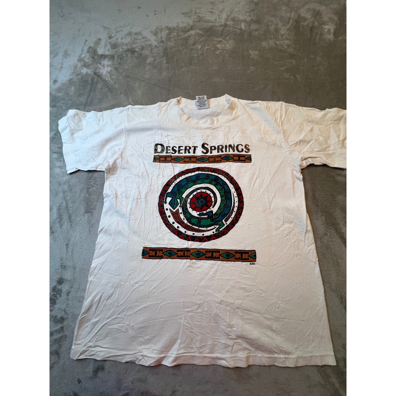 VTG Desert Springs T Shirt Mens Medium White Southwest Lizard Graphic USA Made