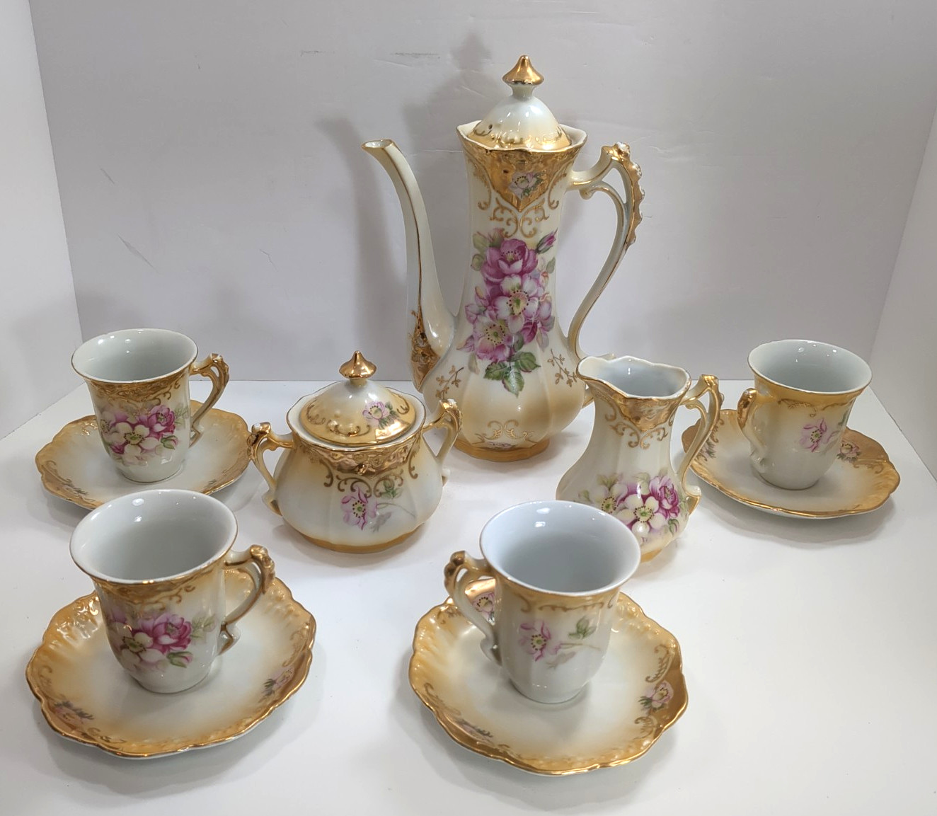 13 Pc Antique R.S. Germany/ Prussia Tea/Coffee Set Magenta Floral Heavy Gold
