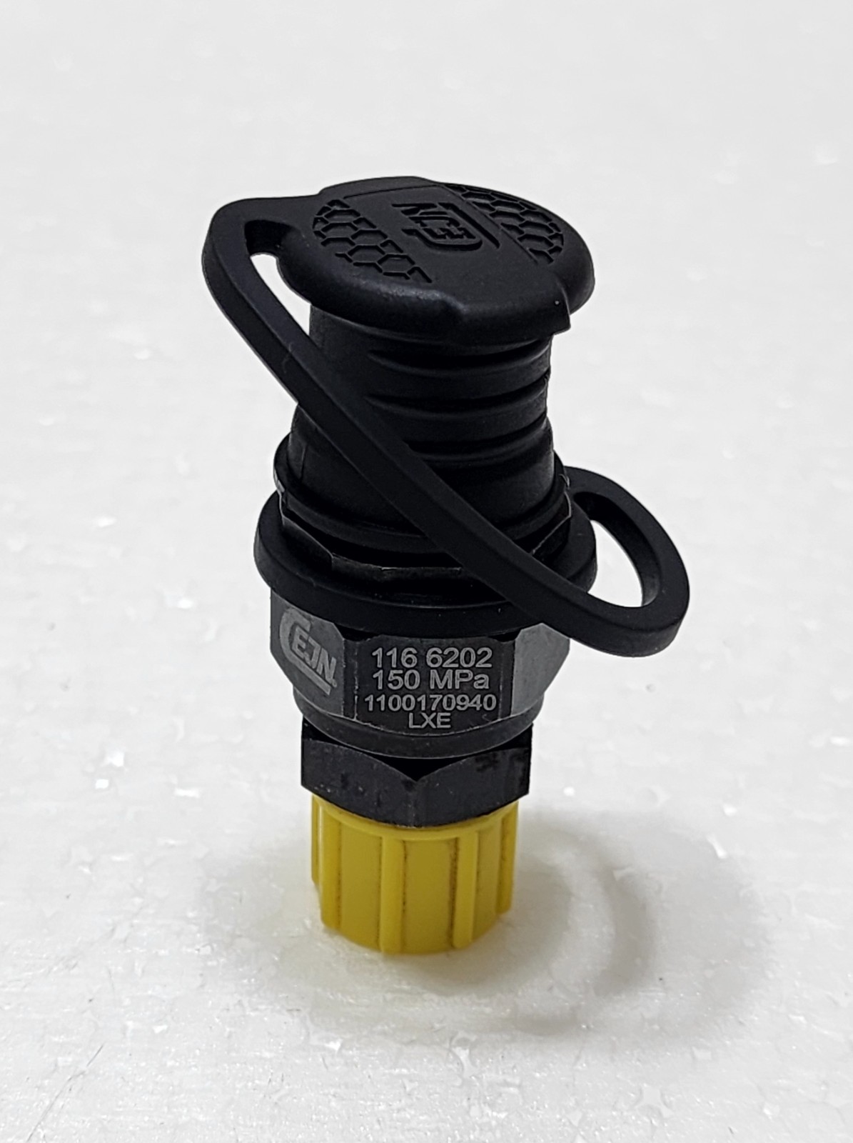 CEJN 116 6202 Female Nipple Coupling 150MPa 1/4″