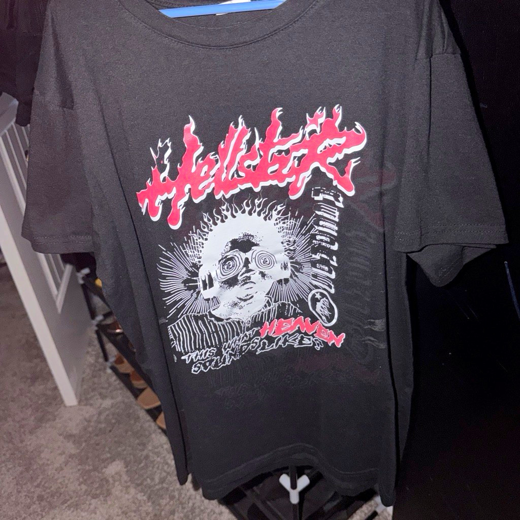 Hellstar Men’s S Black Skull Graphic Crew Neck Short Sleeve T-Shirt