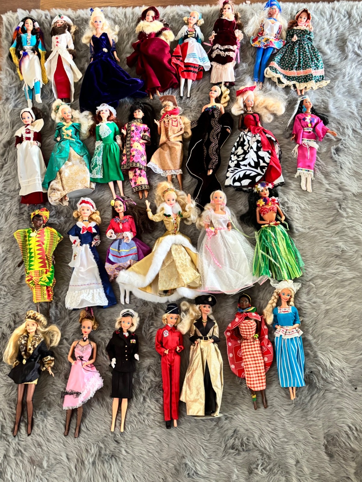 Vintage Barbie’s 80s- 90s Vintage Barbie’s 80s- 90s