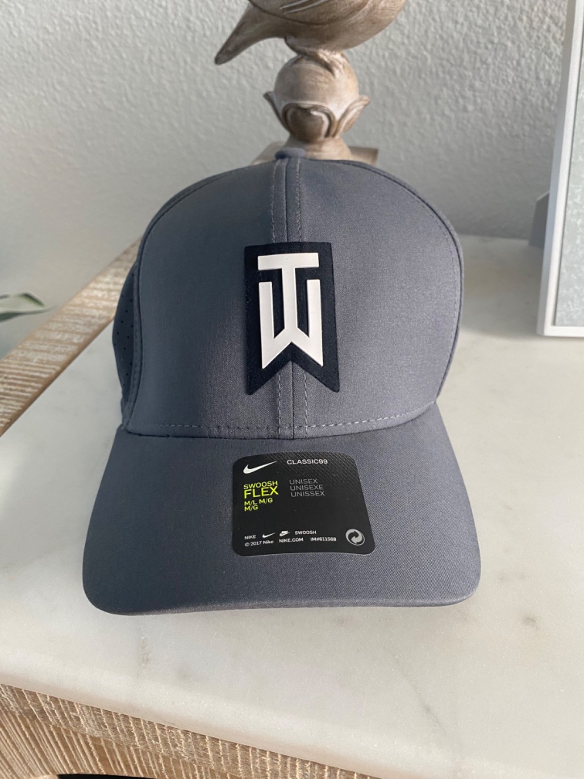 New Nike Tiger Woods Classic99 Swoosh Flex Golf Hat Gray M/L 892482
