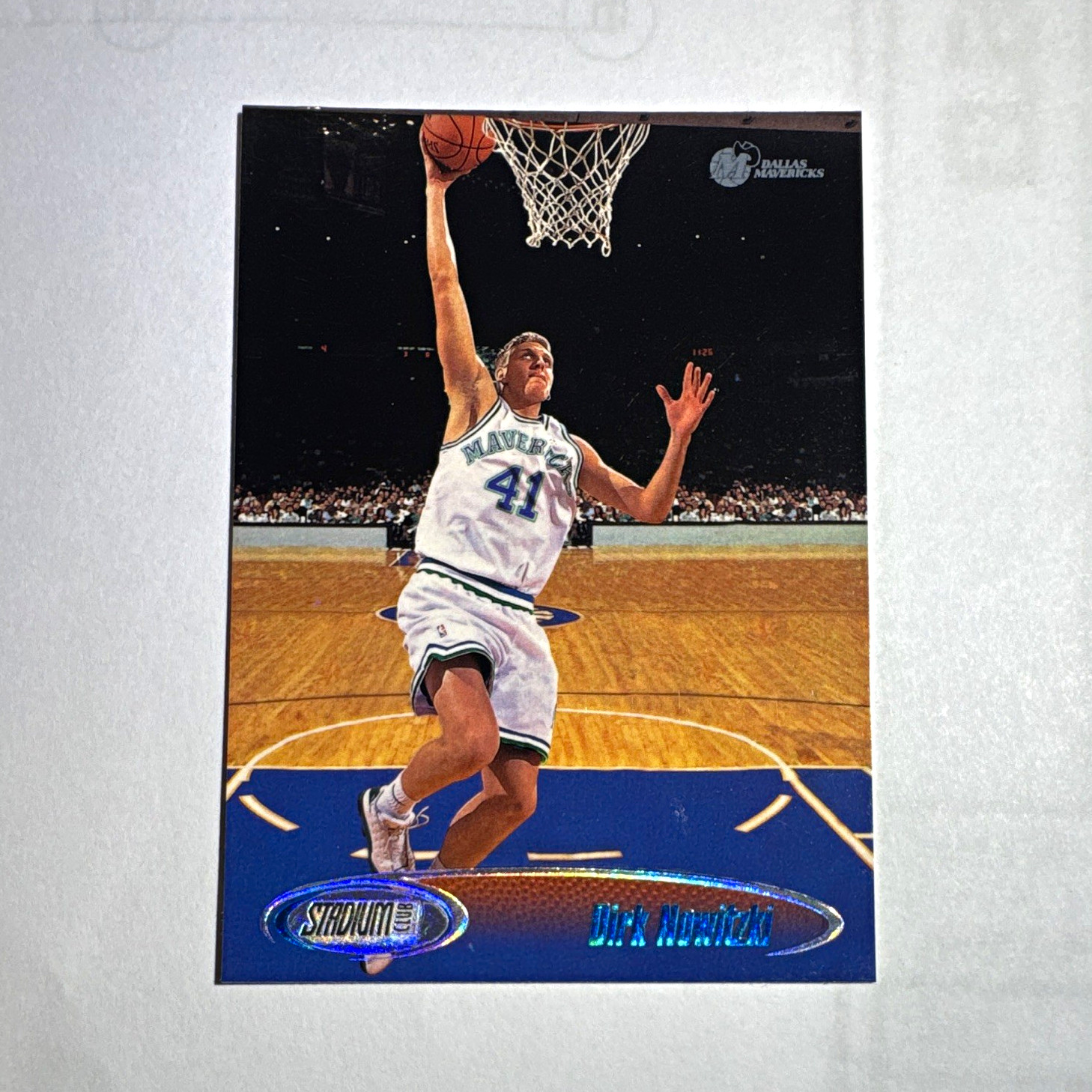 Topps 1998-99 Stadium Club Dirk Nowitzki #202 First Day Issue RC Mavericks Topps 1998-99 Stadium Club Dirk Nowitzki #202 First Day Issue RC Mavericks