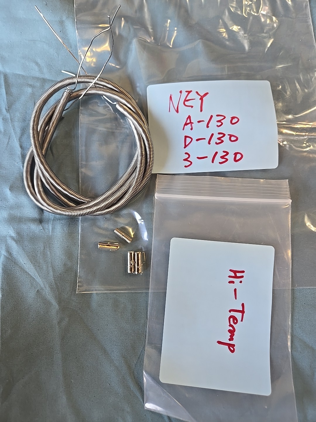 Dentsply-Ney Vulcan Furnace 3-130,A-130,D-130 1 Pair & 4 High Temp Teminal. Dentsply-Ney Vulcan Furnace 3-130,A-130,D-130 1 Pair & 4 High Temp Teminal.