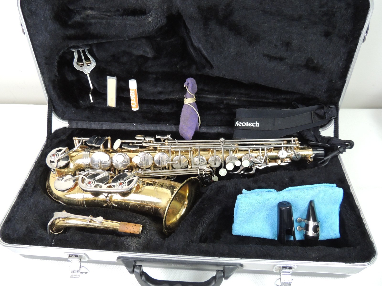 SELMER Eb ALTO🎷SAXOPHONE AS 500 OUTFIT  w/ EXTRAS case mouthpiece SN 205566
