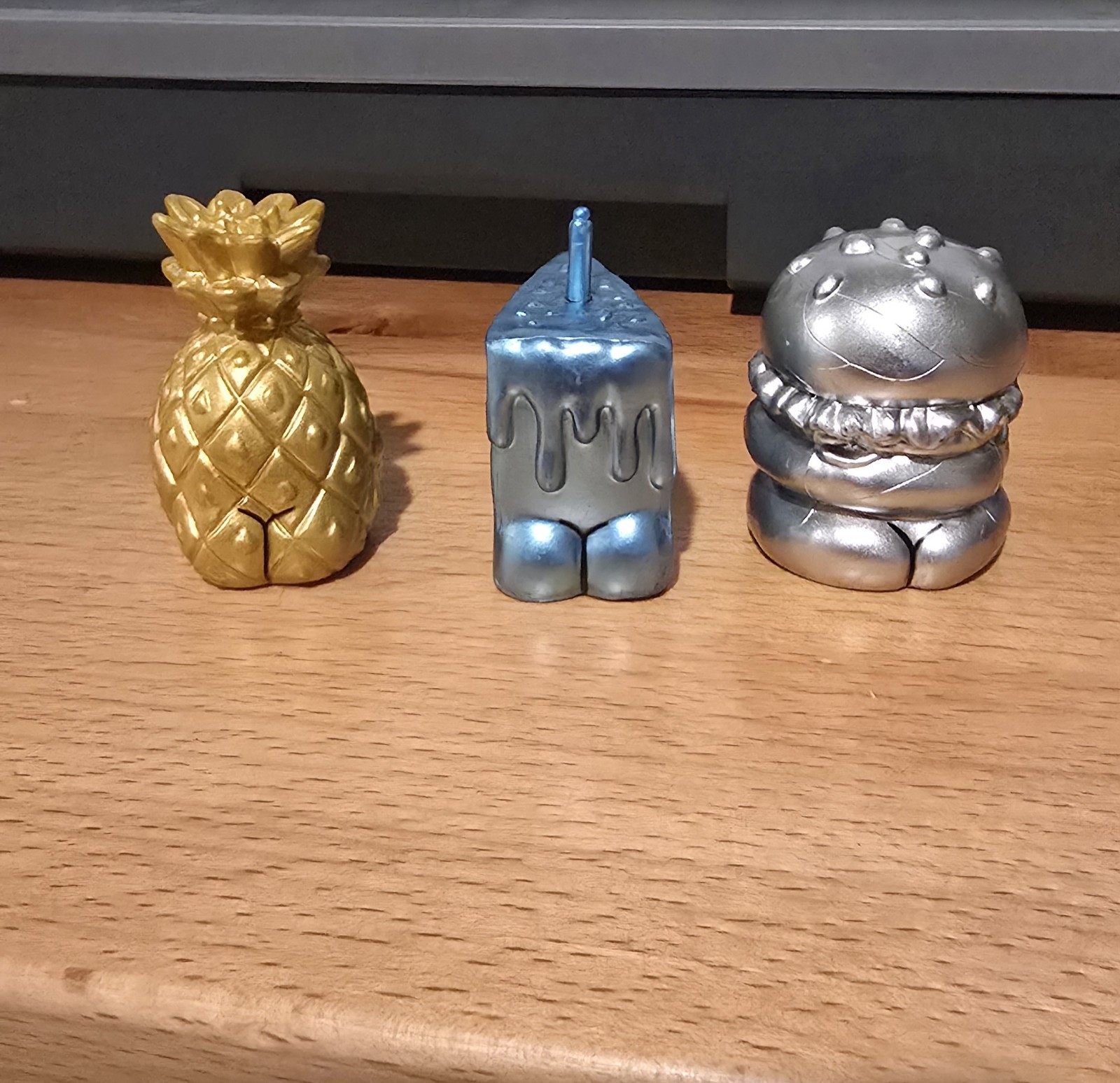 Butts on Things (SUPER RARE) - Platinum Cake, Gold Pineapple, Silver Hamburger