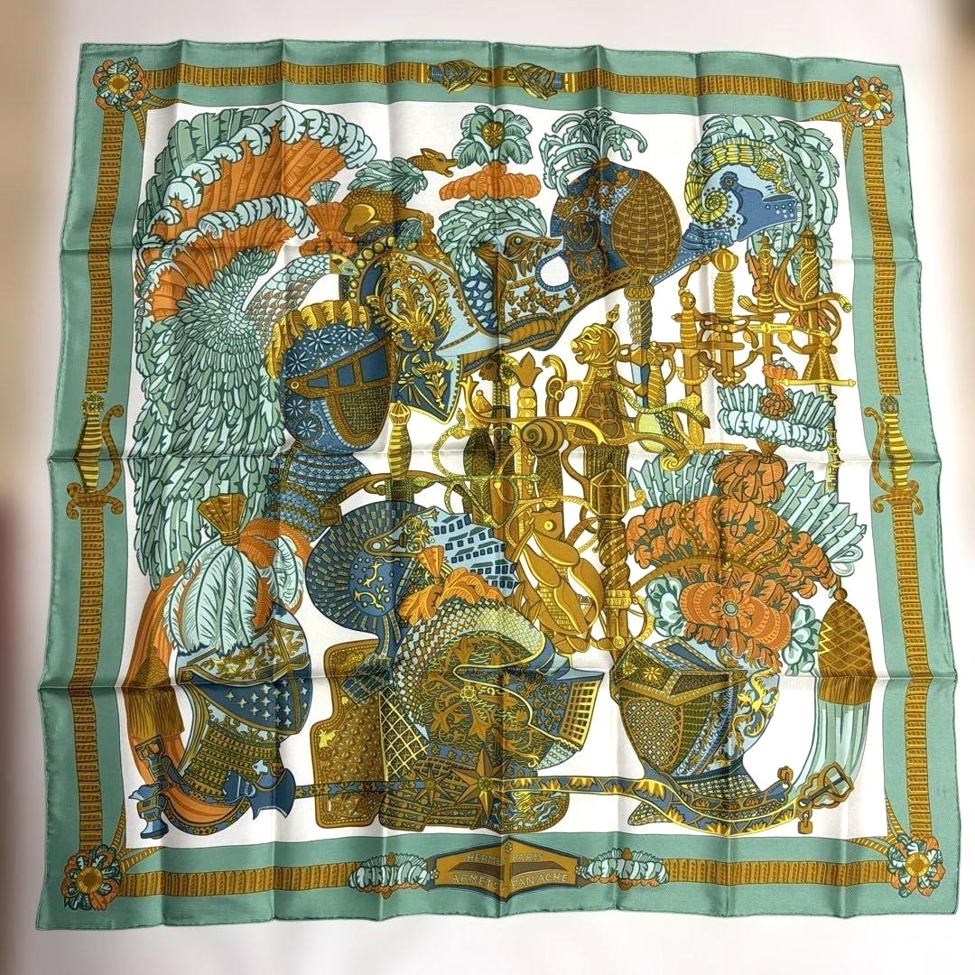 HERMES Carre 90 Armets en Panache Silk Scarf Green Gold Helm Annie Faivre France
