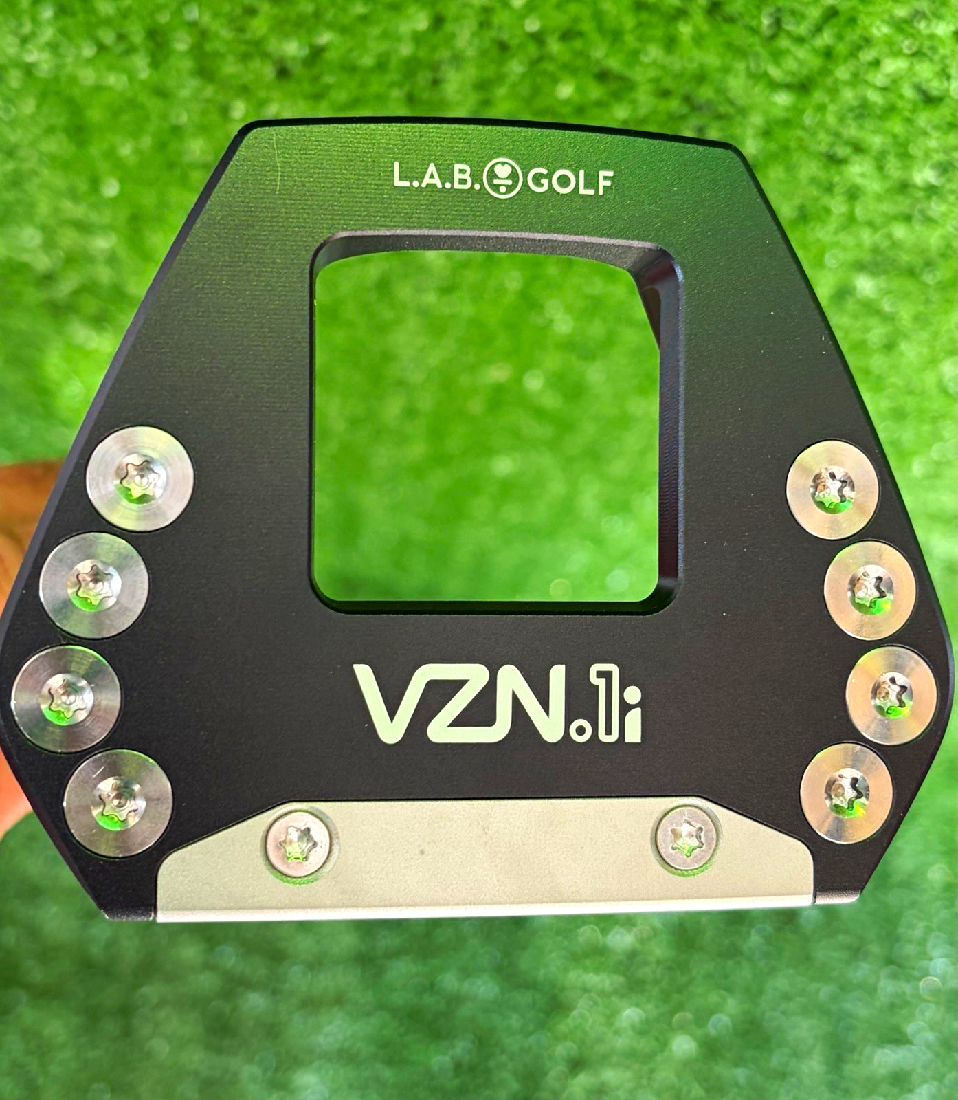 L.A.B. Golf VZN.1i Right-Handed Black Putter w/ ACCRA Graphite Shaft