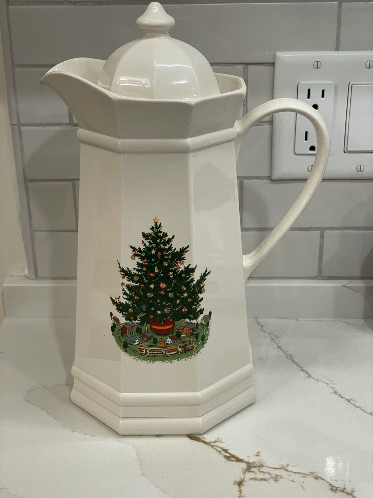 Vintage Pfaltzgraff Heritage Christmas Tree Thermos Insulated Pitcher Carafe