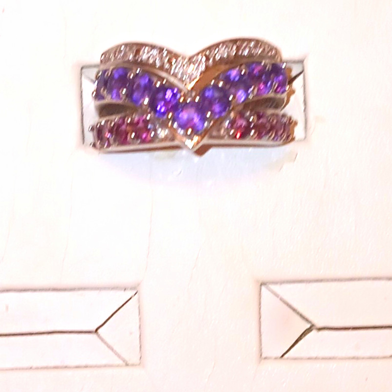 10K Gold Amethyst & Rhodolite Garnet Ring Diamond Accent Size 6. High End Ring 10K Gold Amethyst & Rhodolite Garnet Ring Diamond Accent Size 6. High End Ring