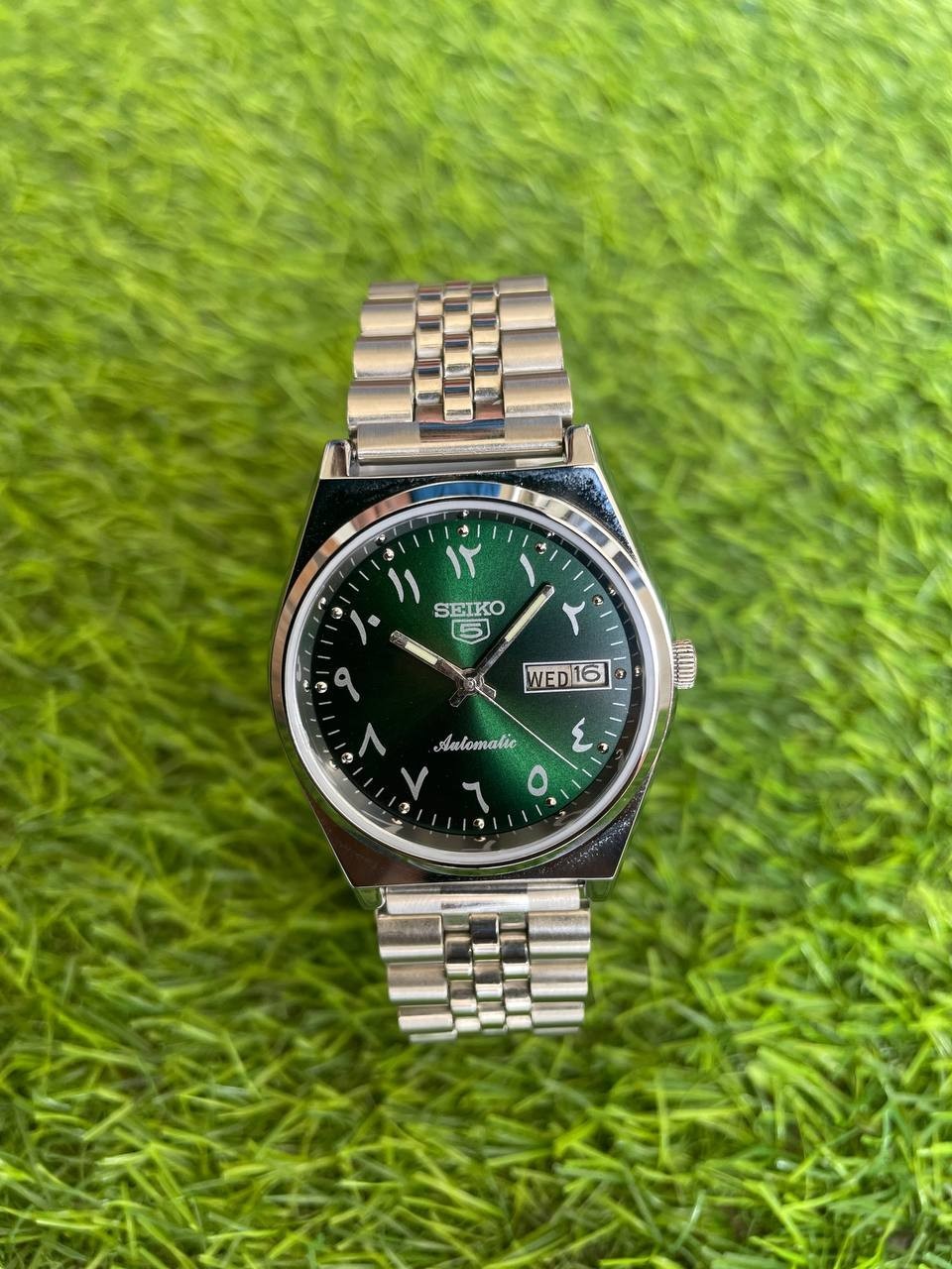 Vintage Seiko 5 Automatic Men's Wrist Watch, Green Dial, Stainless steel band