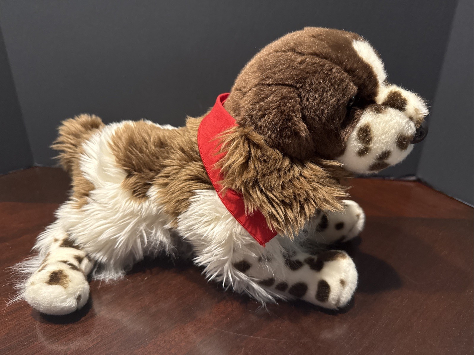 0855    Douglas Springer Spaniel Dog Plush Brown White Cabelas #2027 Ogilvy 2015