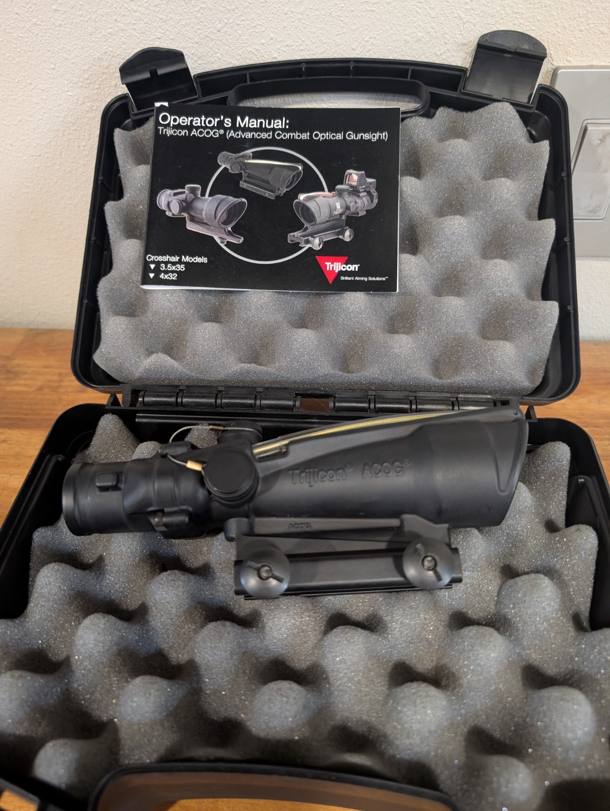 Trijicon 3.5x35 Amber Crosshair 300 BLK TA51 Pic Mount Trijicon 3.5x35 Amber Crosshair 300 BLK TA51 Pic Mount