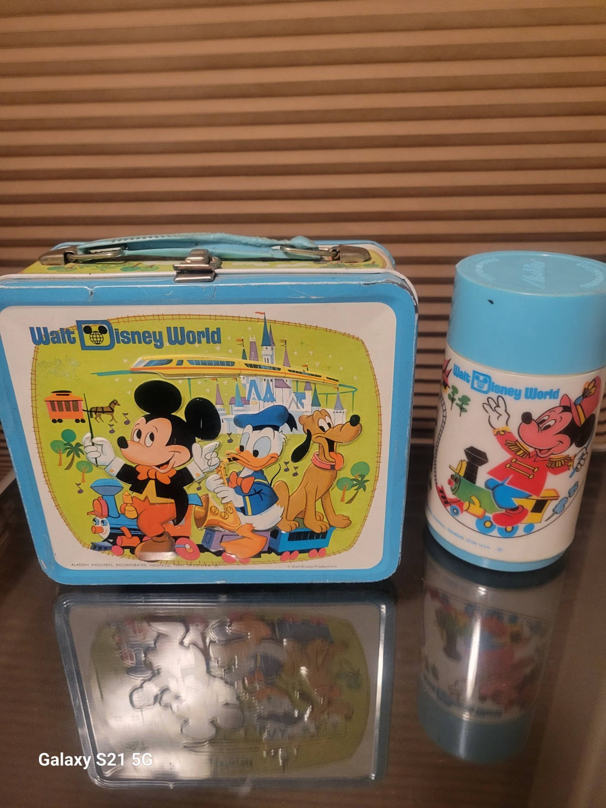 Vintage 1976 Walt Disney School Lunch Box With Thermos.