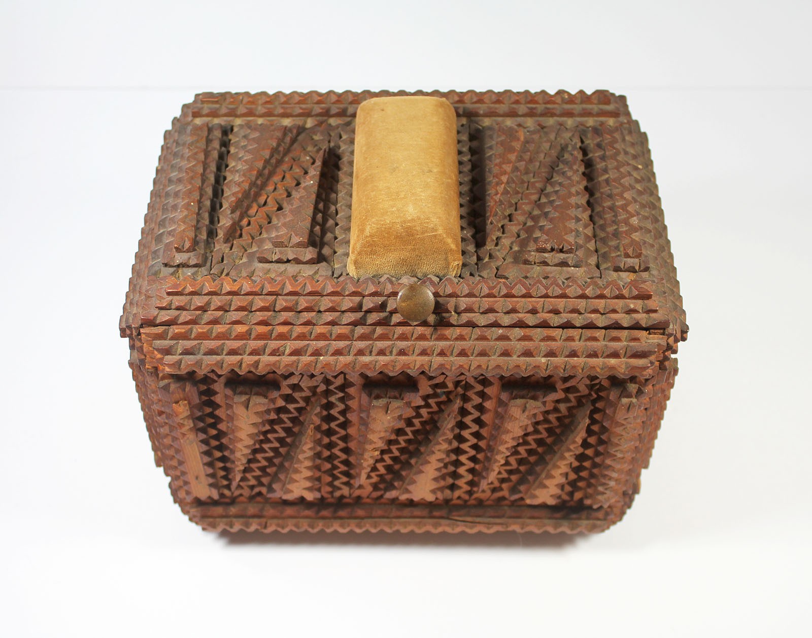 Antique TRAMP ART SEWING BOX Handmade Wood Carving Folk Art Lady's Needlecraft