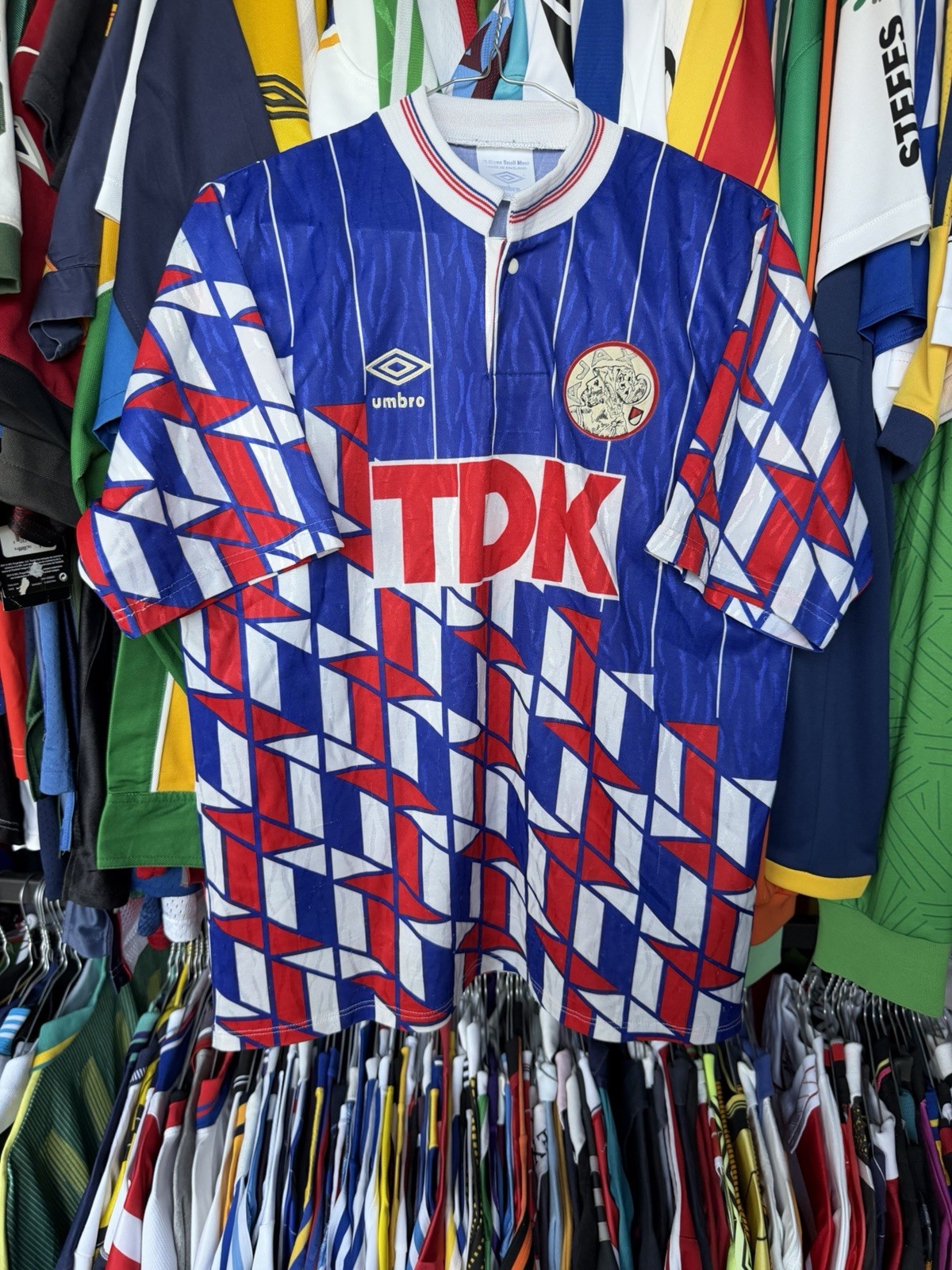 VINTAGE AJAX AMSTERDAM HOLLAND 1989/1990 AWAY FOOTBALL SHIRT JERSEY UMBRO VINTAGE AJAX AMSTERDAM HOLLAND 1989/1990 AWAY FOOTBALL SHIRT JERSEY UMBRO
