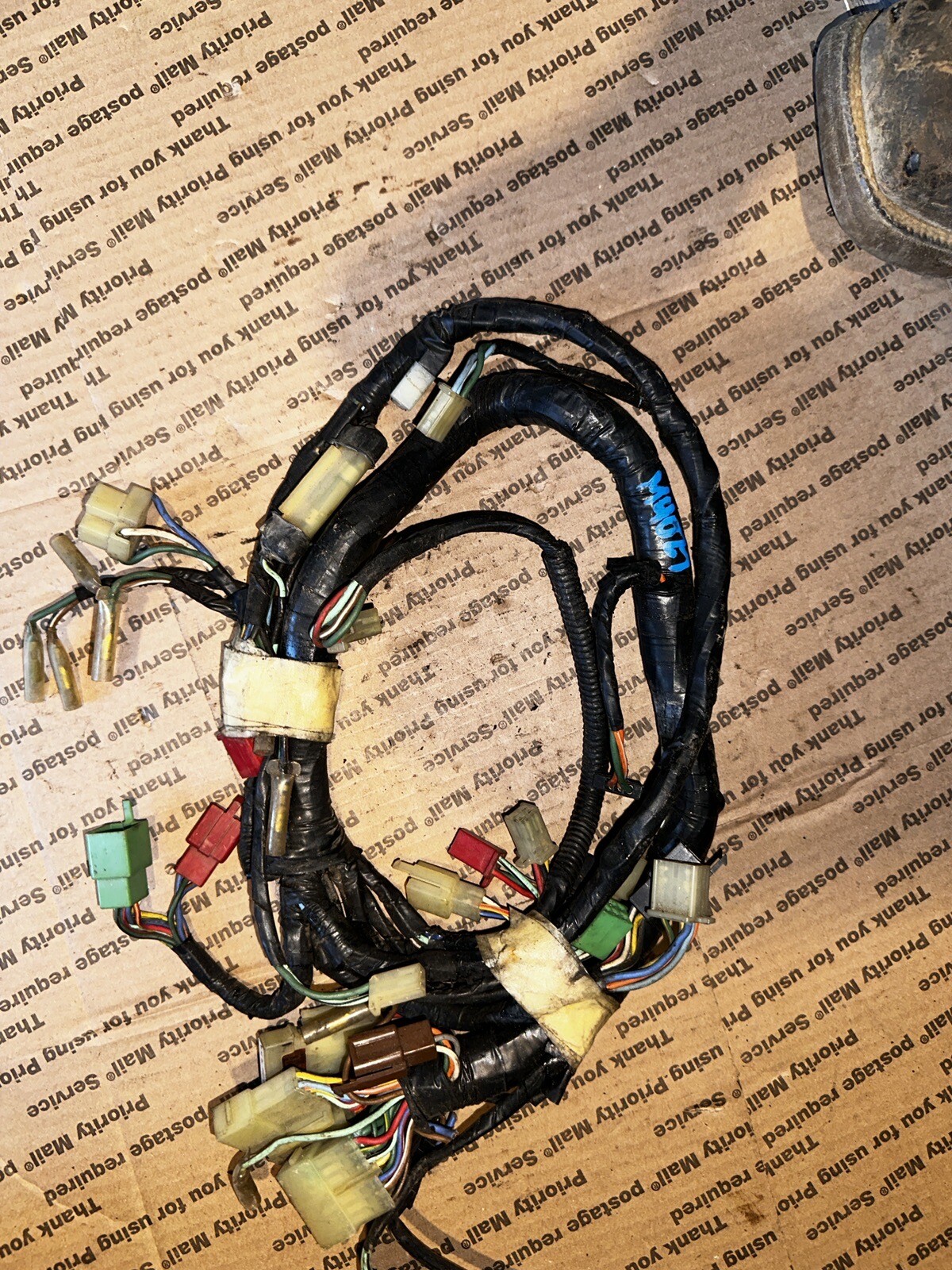 86-87  Honda Goldwing 1200 Fuse Box Lid