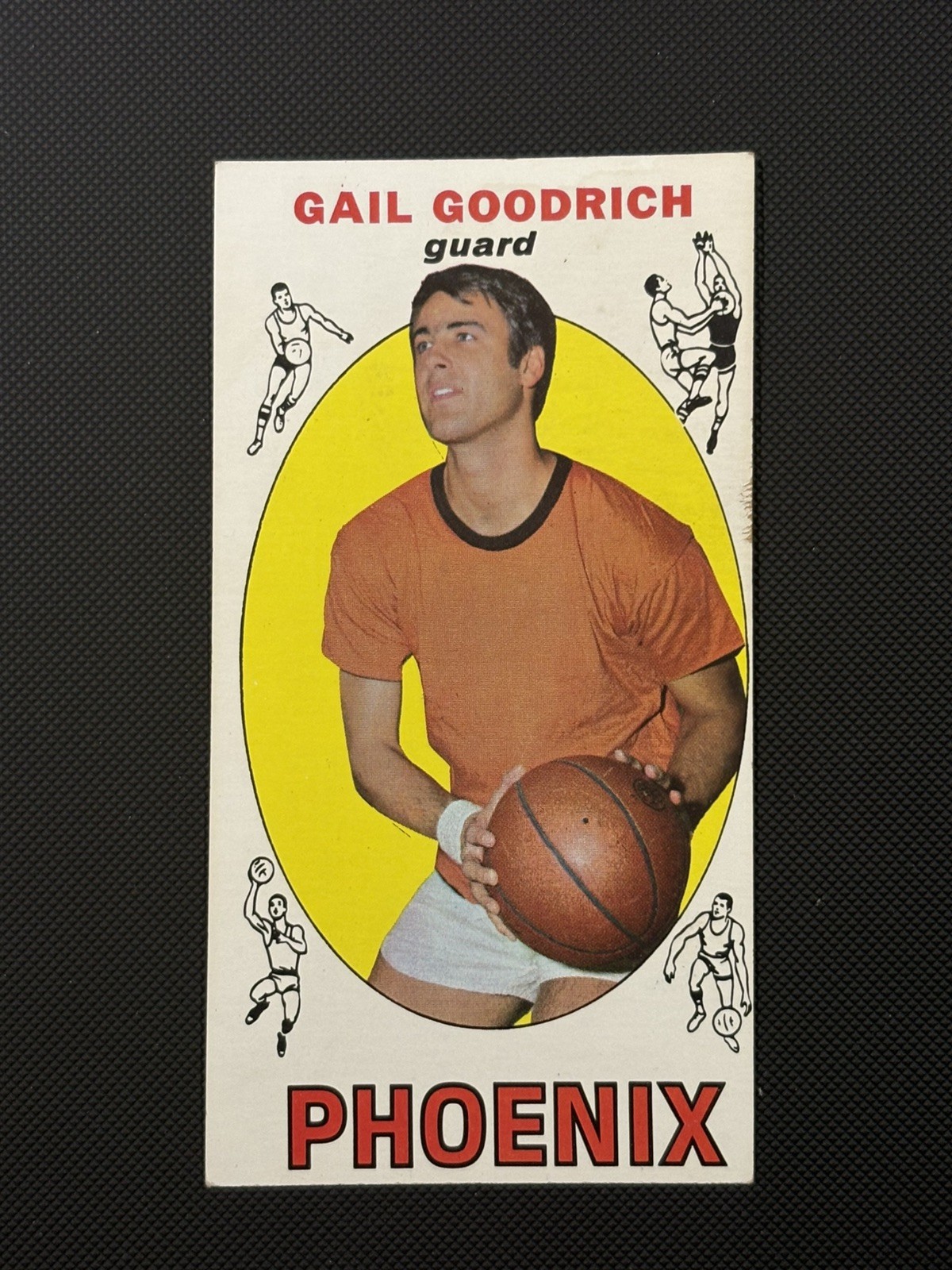 1969-70 Topps #2 Gail Goodrich (RC) Phoenix Rookie Basketball card 1969-70 Topps #2 Gail Goodrich (RC) Phoenix Rookie Basketball card