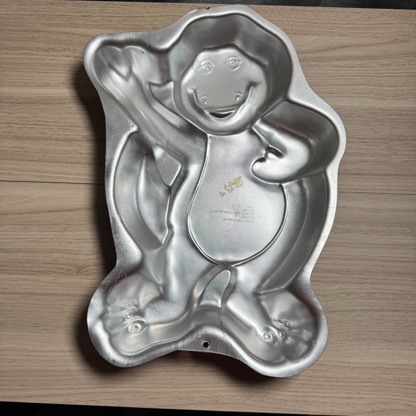 Wilton Barney Cake Pan Kids OS Silver Good Vintage 1993 Aluminum 2105-6713