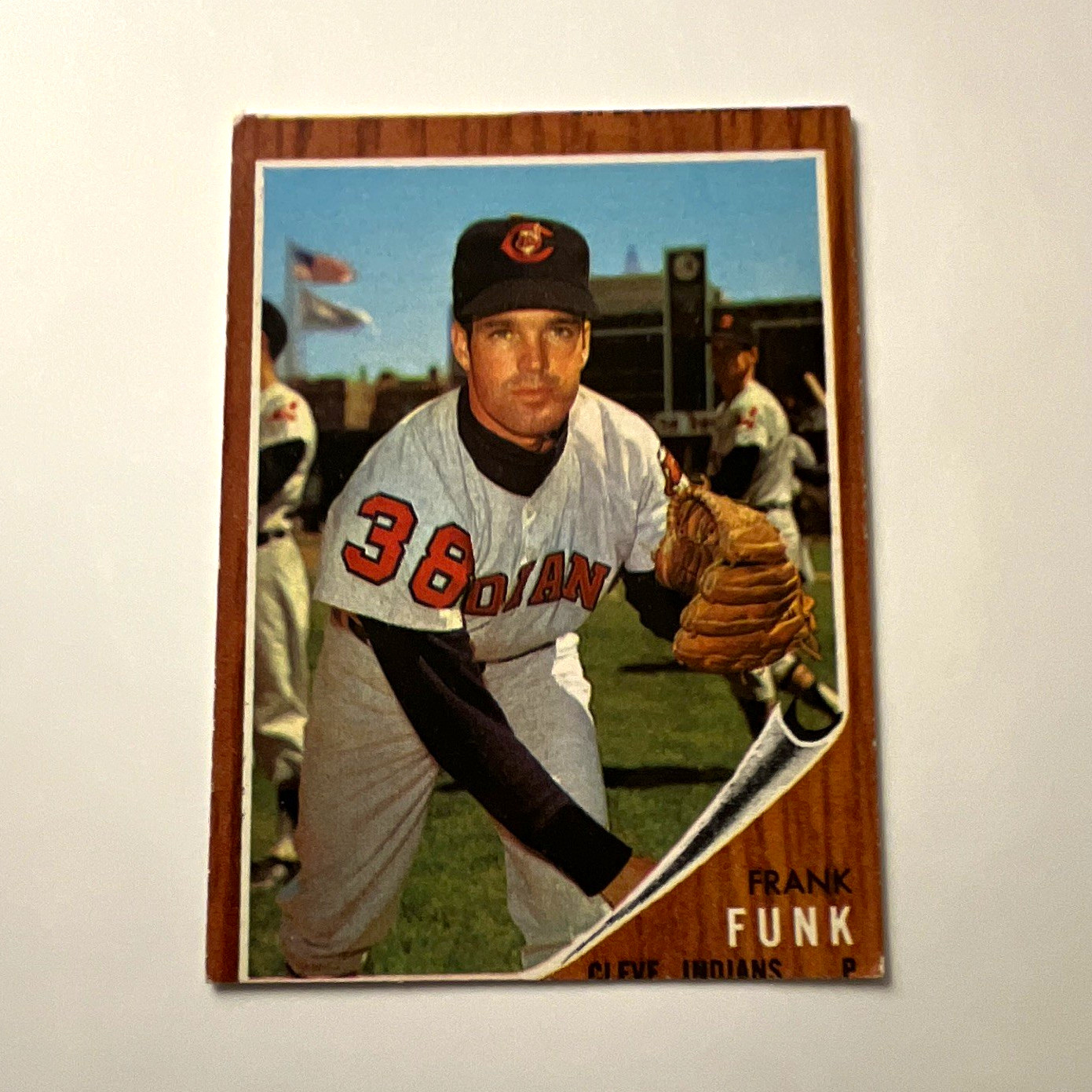Topps 1962 High # Frank Funk #587 Topps 1962 High # Frank Funk #587