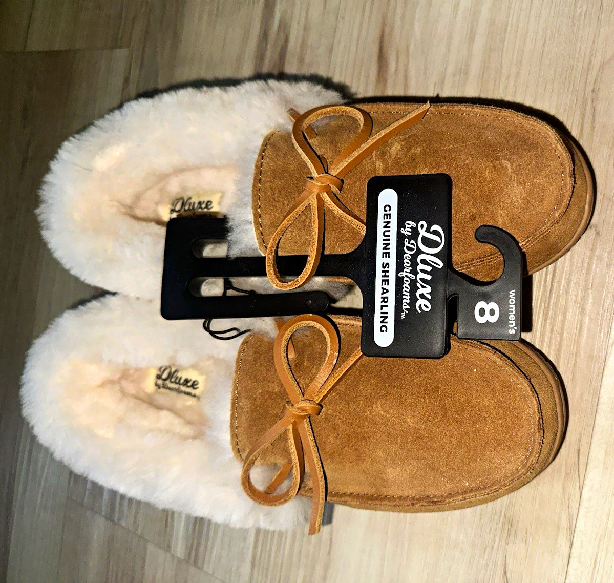 Deluxe by Dearfoams Suede Moccasin Slippers Shearling Lined Brown/White 8 Deluxe by Dearfoams Suede Moccasin Slippers Shearling Lined Brown/White 8