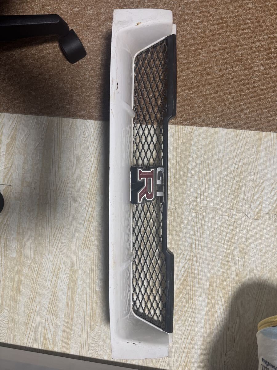 JDM NISSAN Skyline R33 BCNR33 GTR Front Grill with Emblem