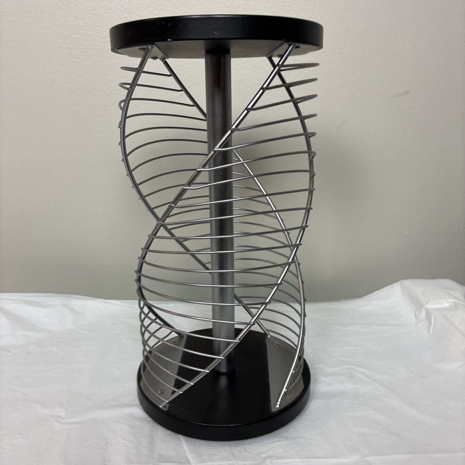 Vintage Spiral CD Tower Rack Spinning DNA Twist 1990s Y2K Holds 42 VERY CLEAN