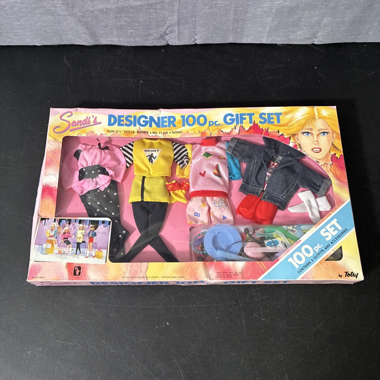 Totsy Sandi\'s Designer Fashion Outfits & Accessories 100pc Gift Set Vtg 1989 Totsy Sandi\'s Designer Fashion Outfits & Accessories 100pc Gift Set Vtg 1989