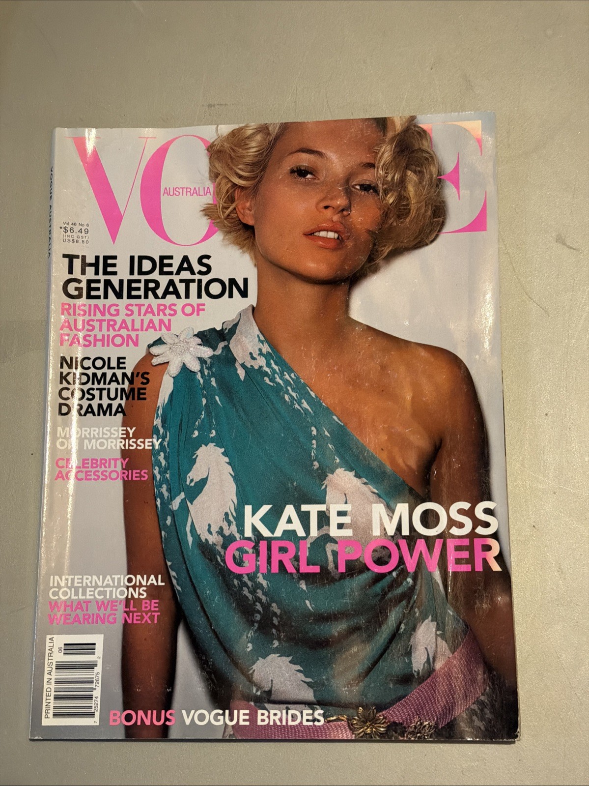 Vintage Vogue Australia 2001 Kate Moss, Nicole Kidman International Collection Vintage Vogue Australia 2001 Kate Moss, Nicole Kidman International Collection