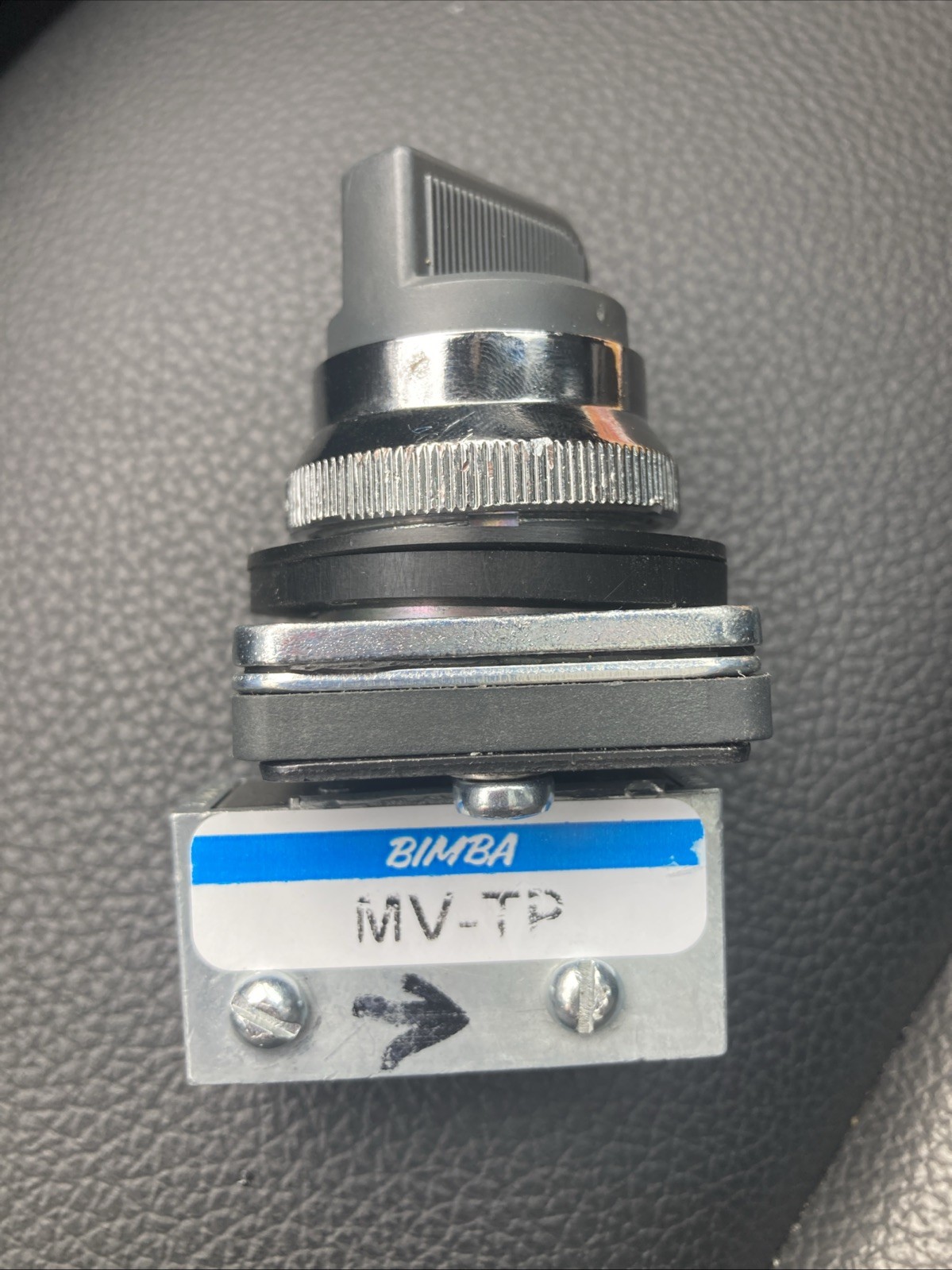 Bimba-Mead Air Valve MV-TP, 3 Port, 2 Pos, Manual, 1/8\ Bimba-Mead Air Valve MV-TP, 3 Port, 2 Pos, Manual, 1/8\