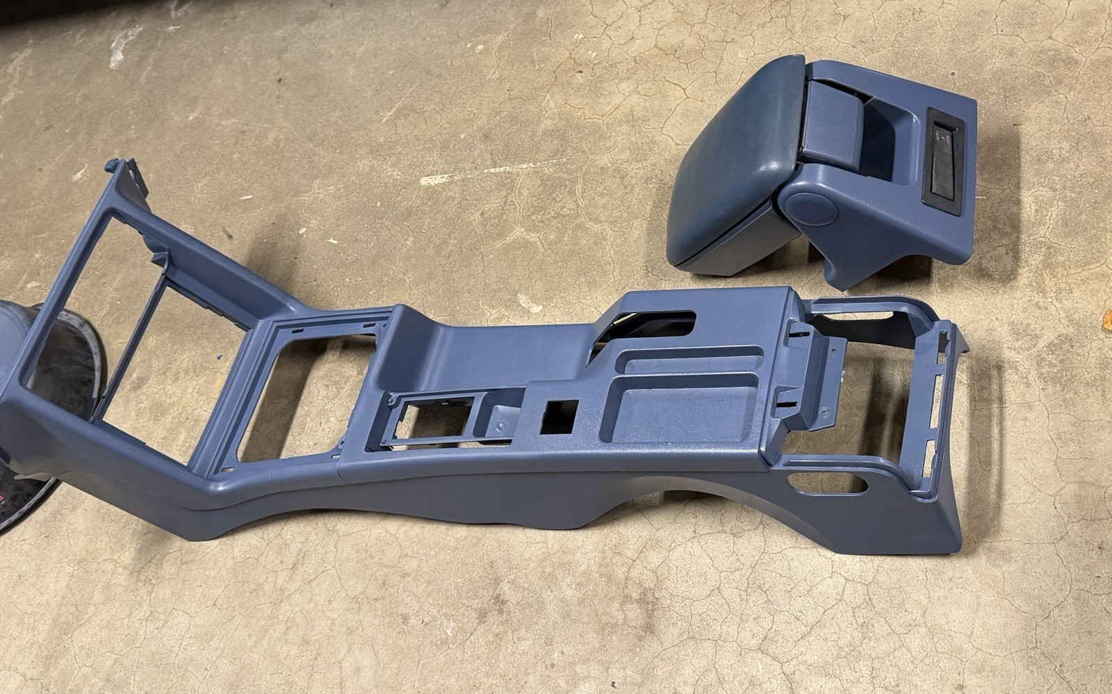 87-93 Ford Mustang Foxbody OEM 3-Piece Center Console & Arm Rest Regatta Blue