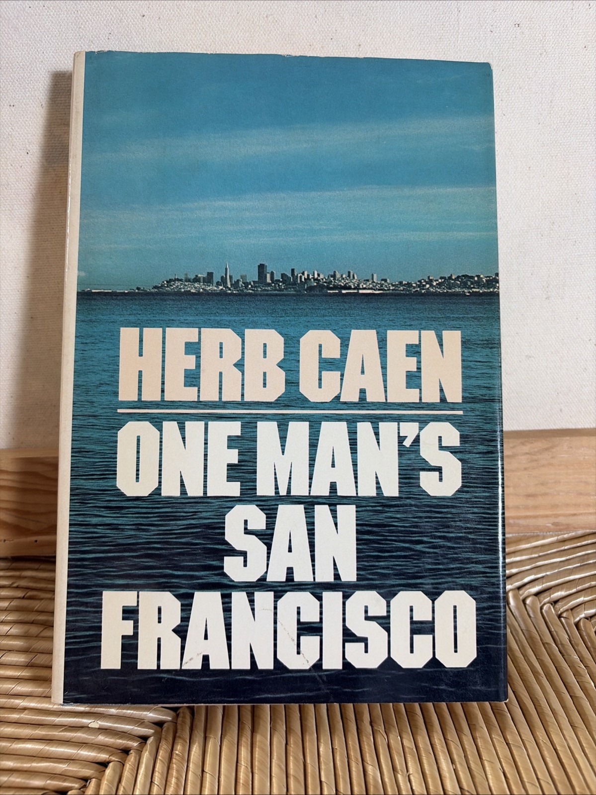 One man\'s San Francisco  Herb Caen 1st Edition HCDJ Unread Copy Fine/VG