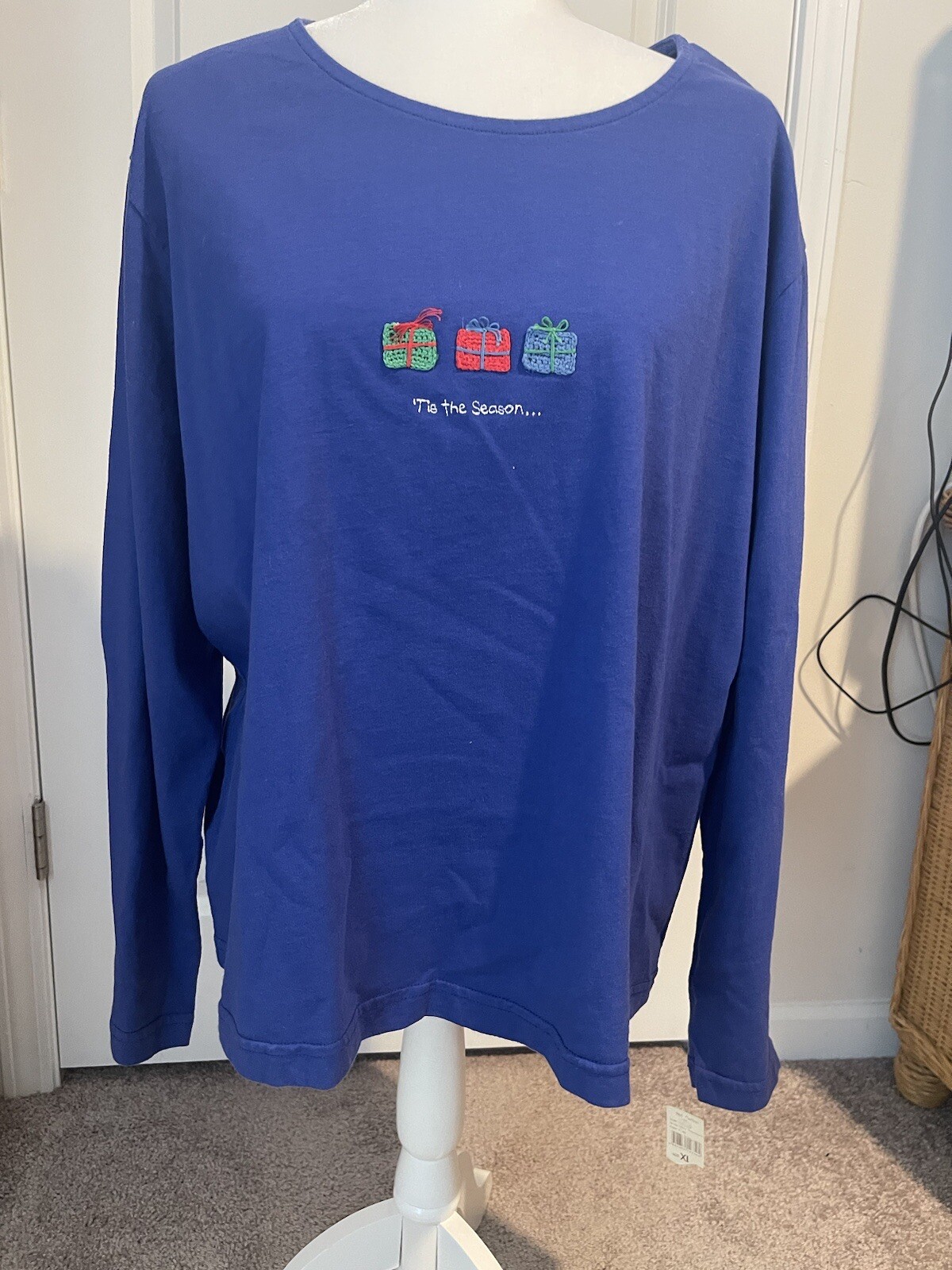 Hot Topics Size XL Royal Blue Long Sleeve Tee. Tis The Season. Christmas Holiday Hot Topics Size XL Royal Blue Long Sleeve Tee. Tis The Season. Christmas Holiday