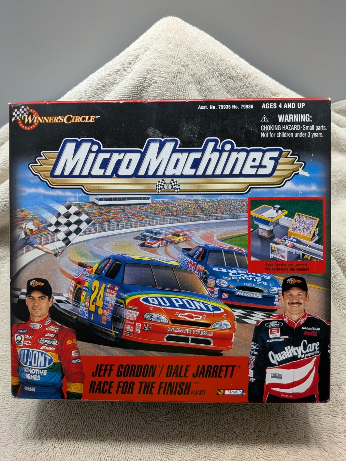 1999 Micro Machines Jeff Gordon Dale Jarrett Race For The Finish Nascar Sealed