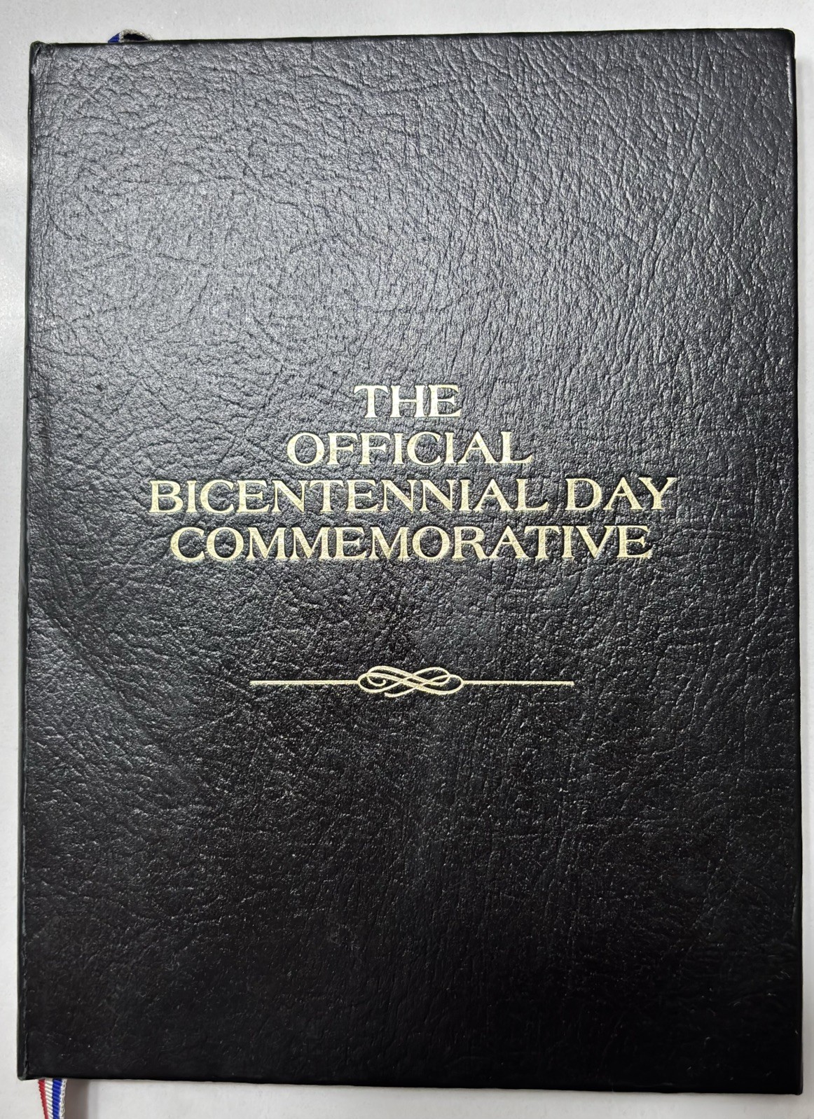 The Official Bicentennial Day Commemorative Medal & Booklet 1976 Franklin Mint