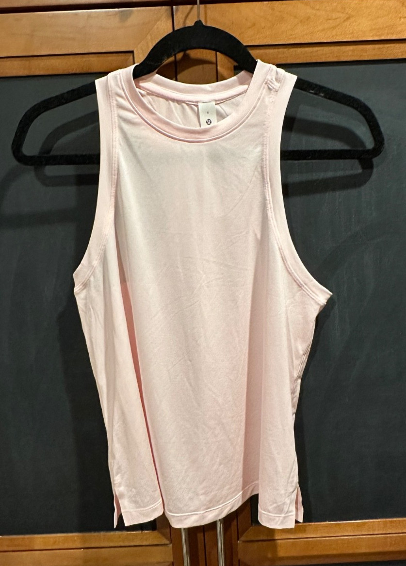 Lululemon Align Hip-Length Racerback Tank Top Women’s Size 6- Light Pink Lululemon Align Hip-Length Racerback Tank Top Women’s Size 6- Light Pink