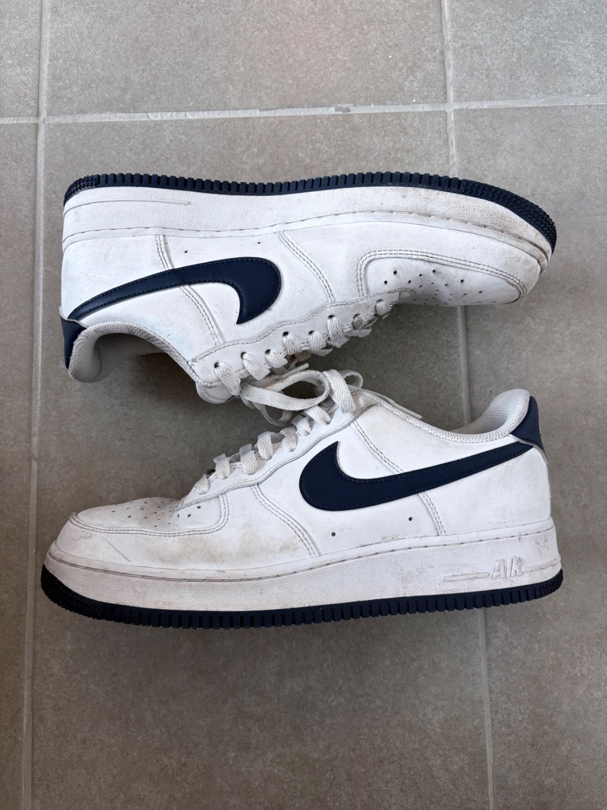 Nike Air Force 1 Midnight Navy - Size 10.5M