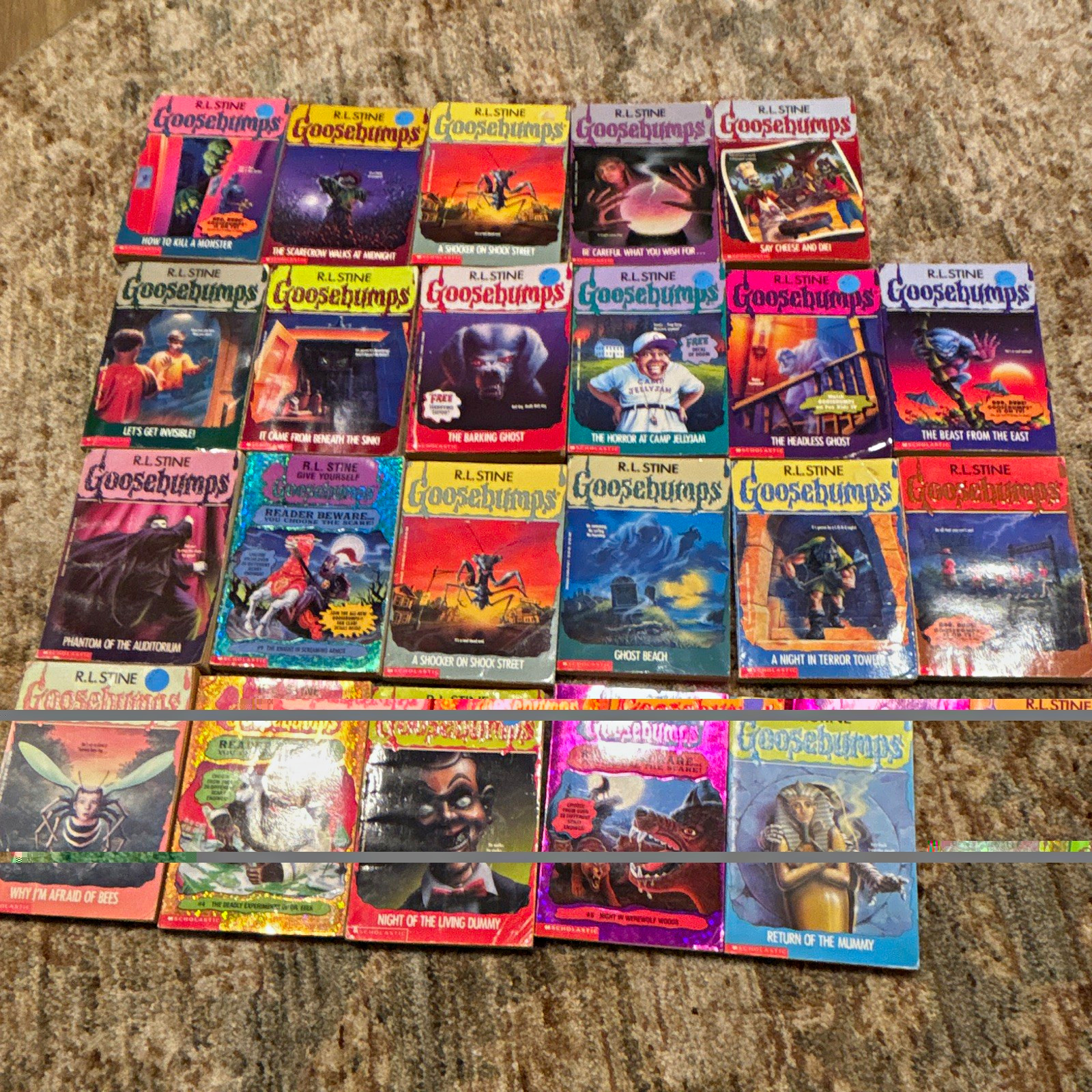 R.L. Stine Goosebumps Paperback Book Lot Scholastic 1990s English Horror R.L. Stine Goosebumps Paperback Book Lot Scholastic 1990s English Horror
