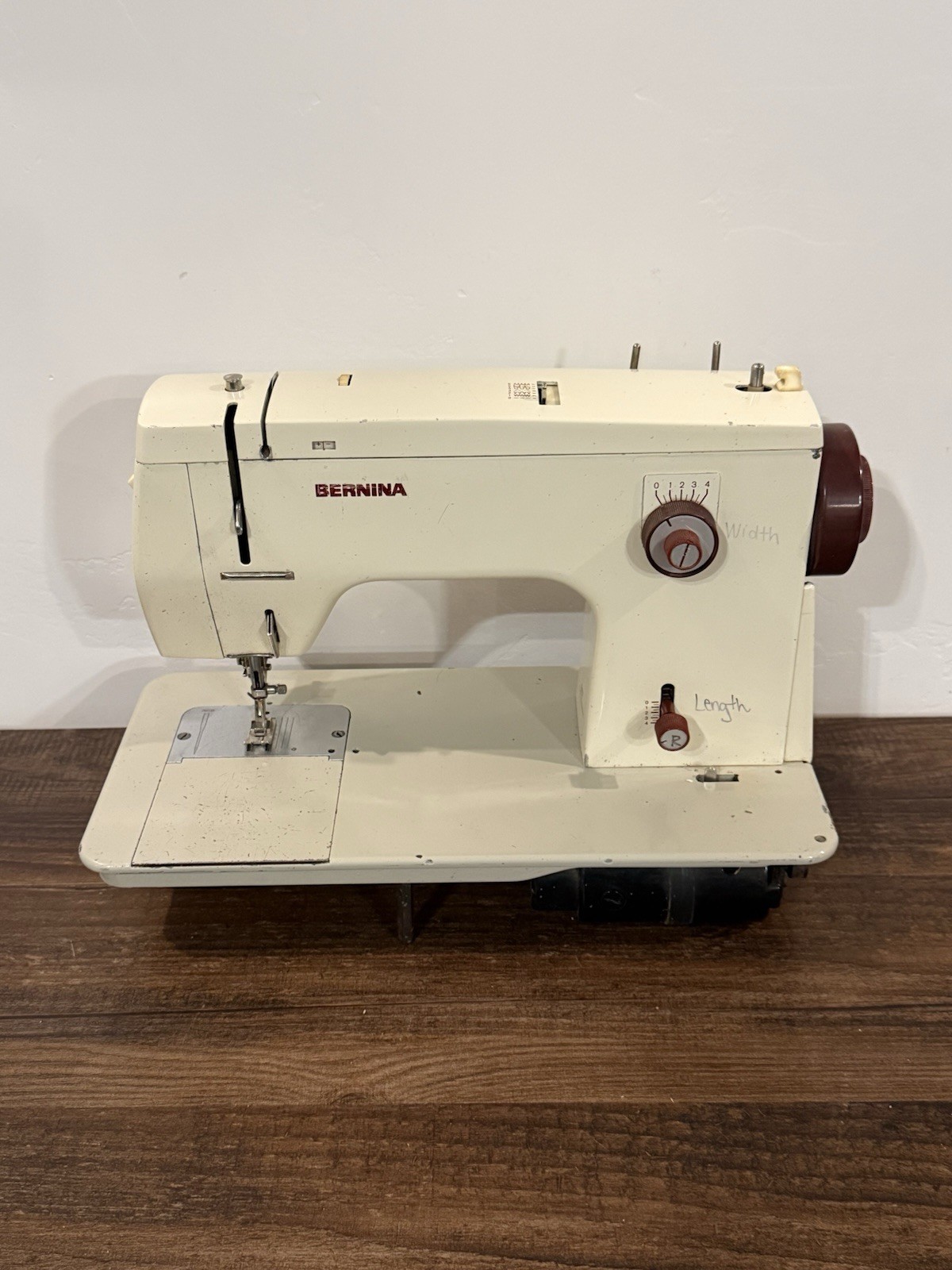 Vintage BERNINA 817 Sewing Mashine - White, Cabinet Model Machine Only