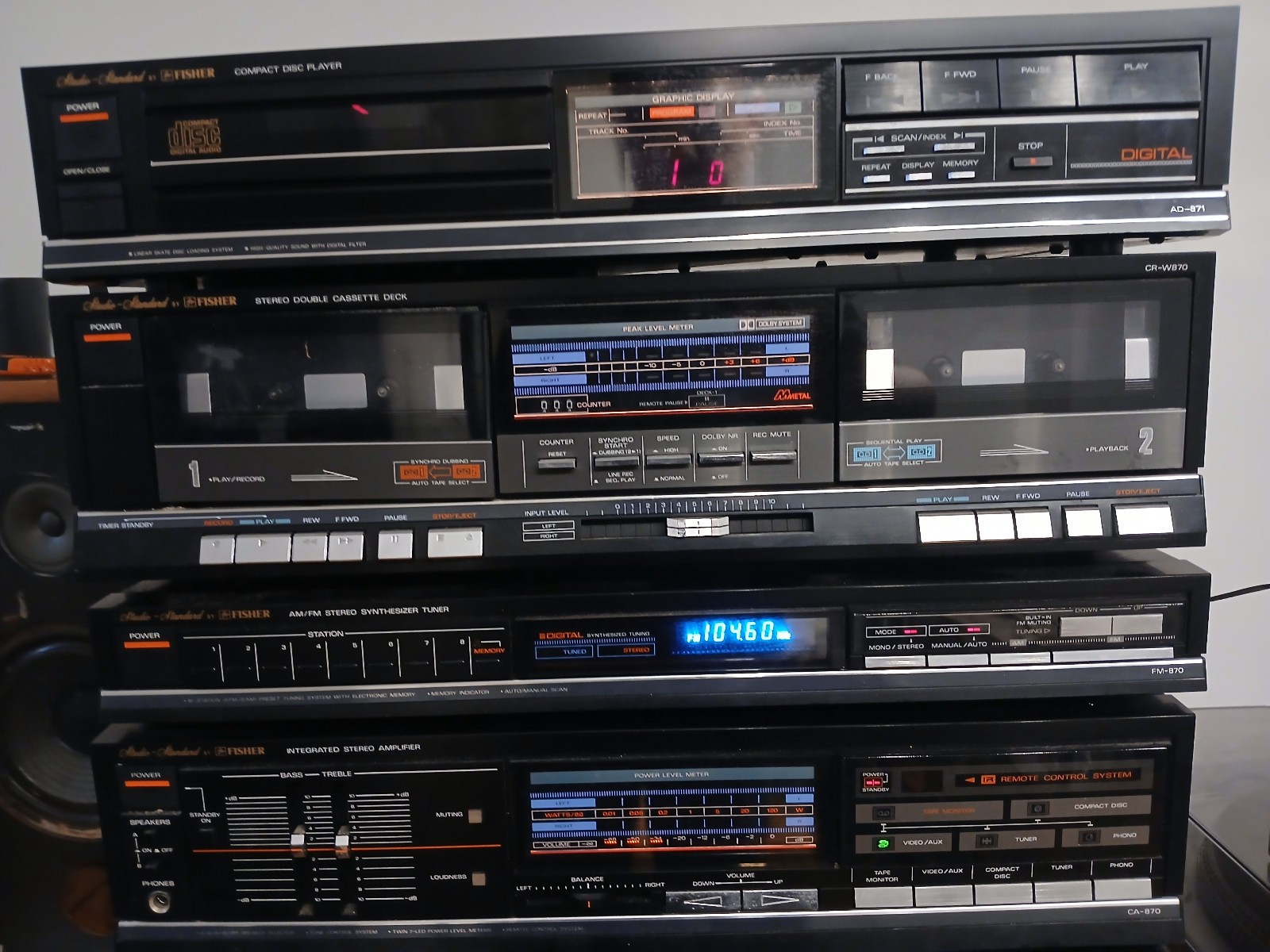 Fisher Studio Standard Stereo System C-870-powers up - See Video Fisher Studio Standard Stereo System C-870-powers up - See Video