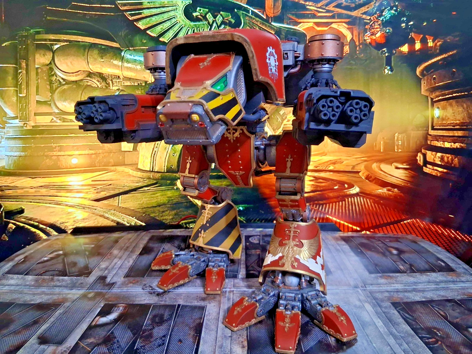 Unpainted Warhound Titan (Kit) with 4 weapons and Magnet Ready