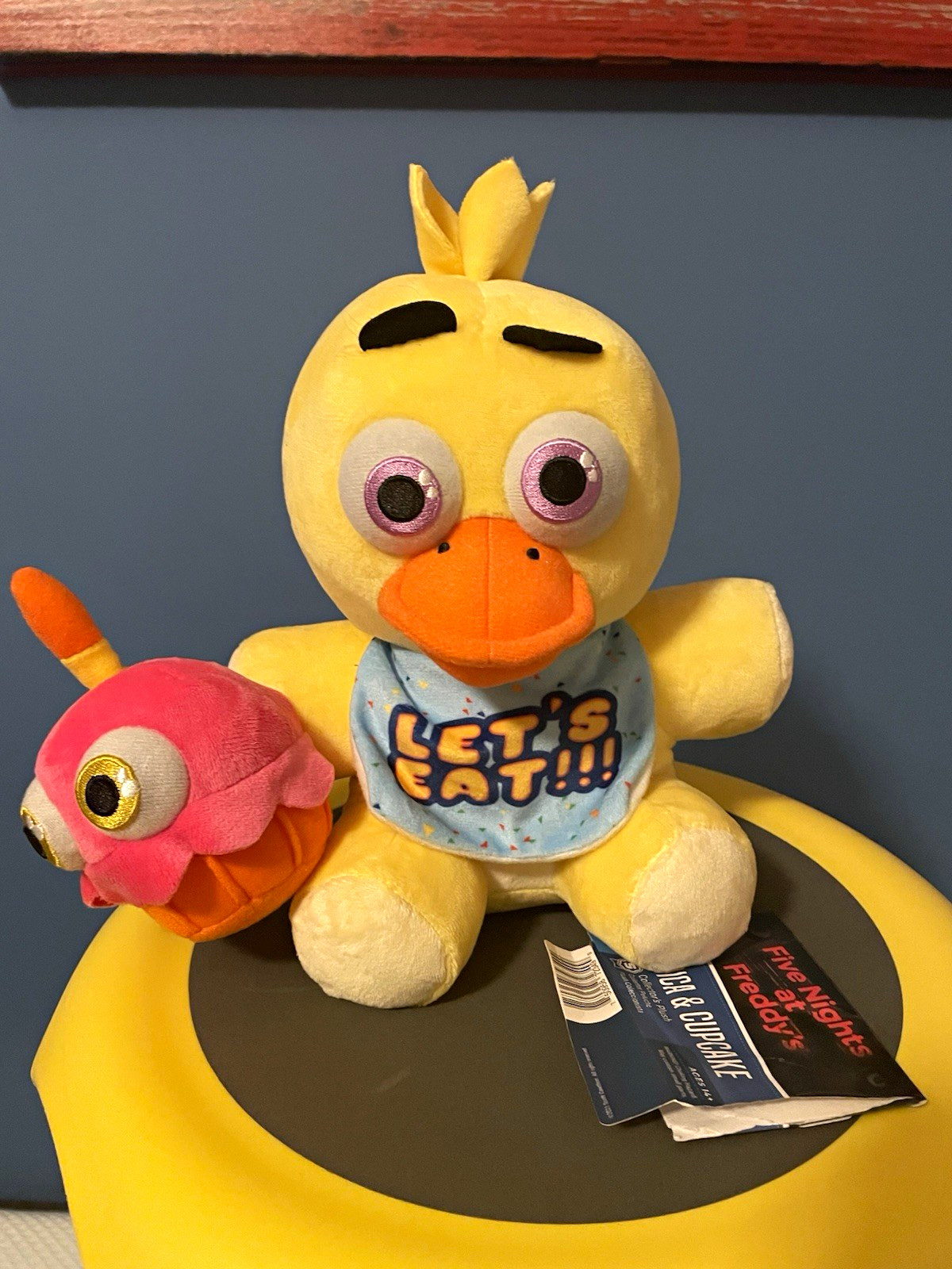 Five nights at freddy’s fnaf sanshee chica with original tags great condition