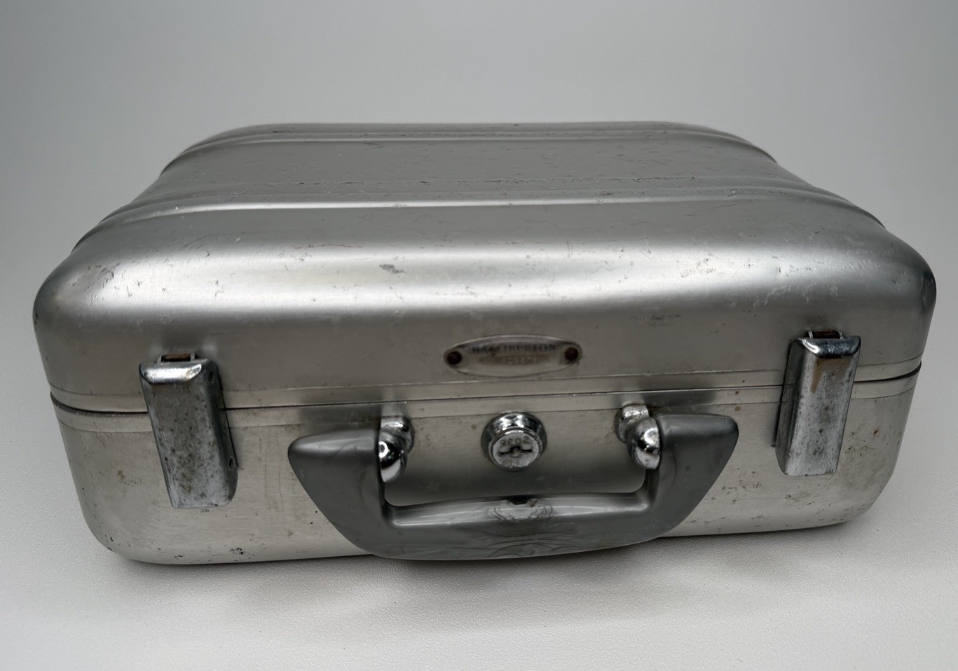 Vintage 50\'s Zero Halliburton Aircraft Aluminum Travel Case Mini 12” x 9” x 5” Vintage 50\'s Zero Halliburton Aircraft Aluminum Travel Case Mini 12” x 9” x 5”