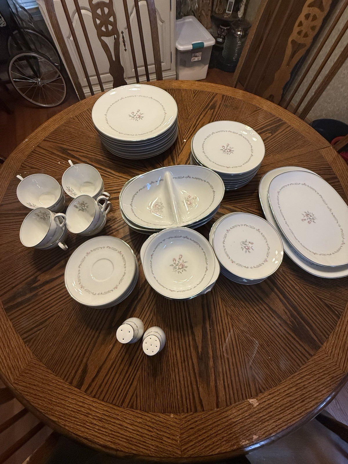 Vintage Noritake Mayfair #6109 China Set 8 Place Japan Floral
