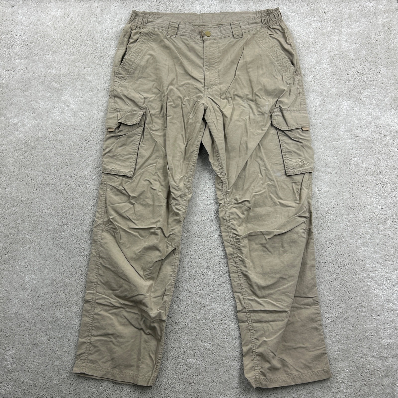 L.L. Bean Pants Mens Size Large Beige Nylon Hiking Cargo Travel Flat Front