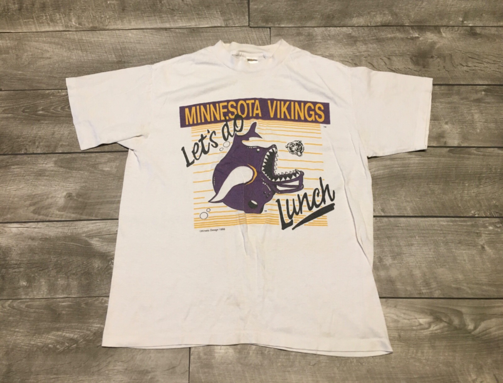 Vintage Minnesota Vikings 1988 Made in USA Tshirt Tee Large Single Stitch Bears