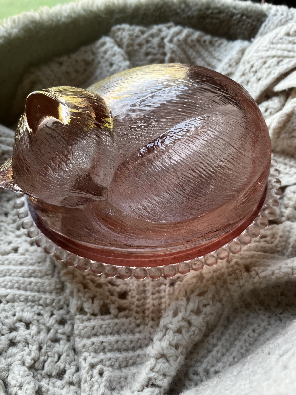 Indiana Glass Vintage Sleeping Kitten Candy Box Cat On Nest Glass Dish Pink